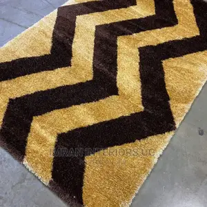 Center Carpets