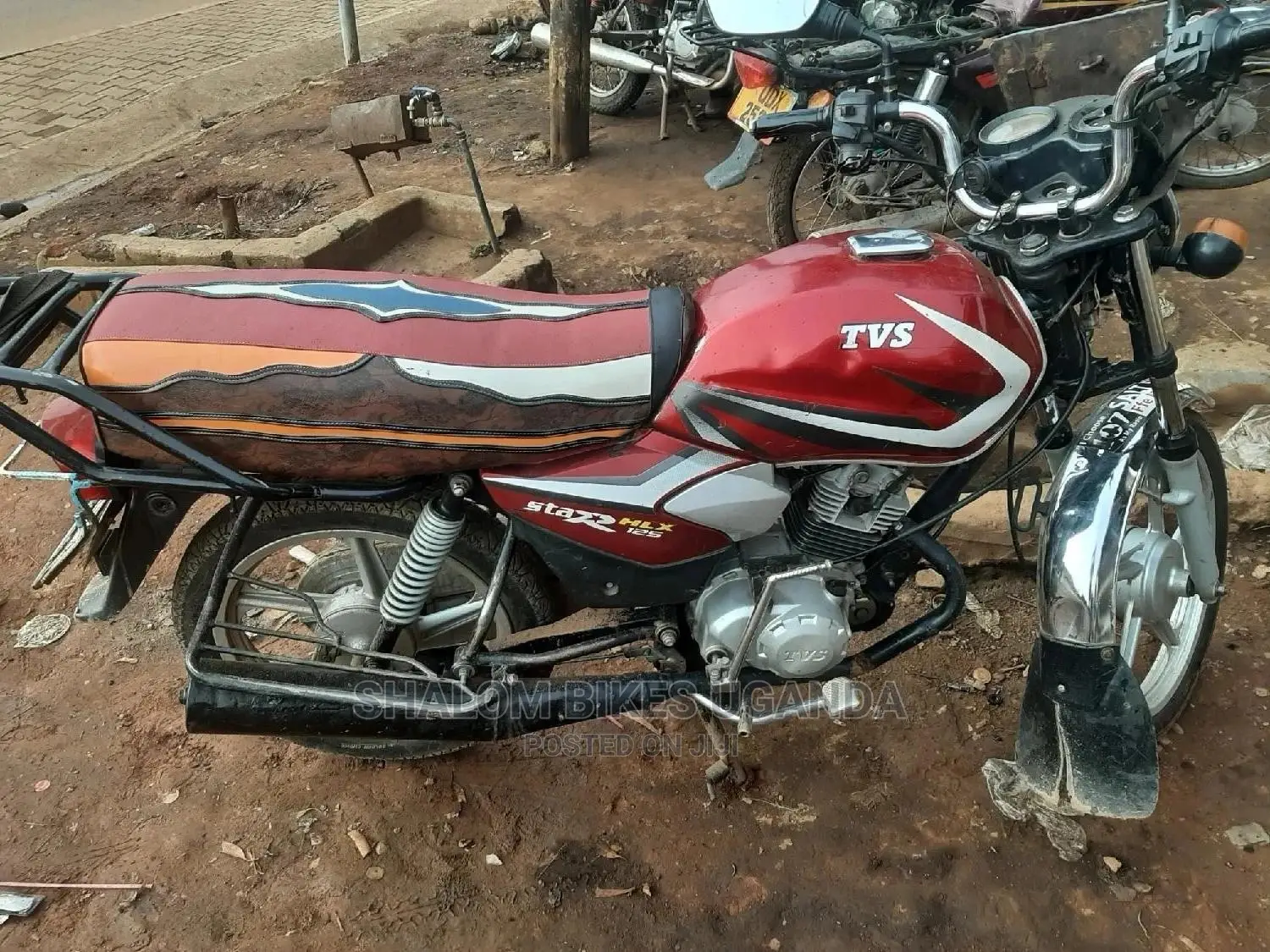 Moto Guzzi Breva 2019 Red