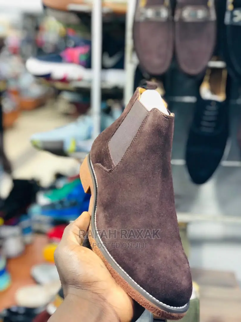 Original Classic Men’S Clarks Suede Chelsea Boots
