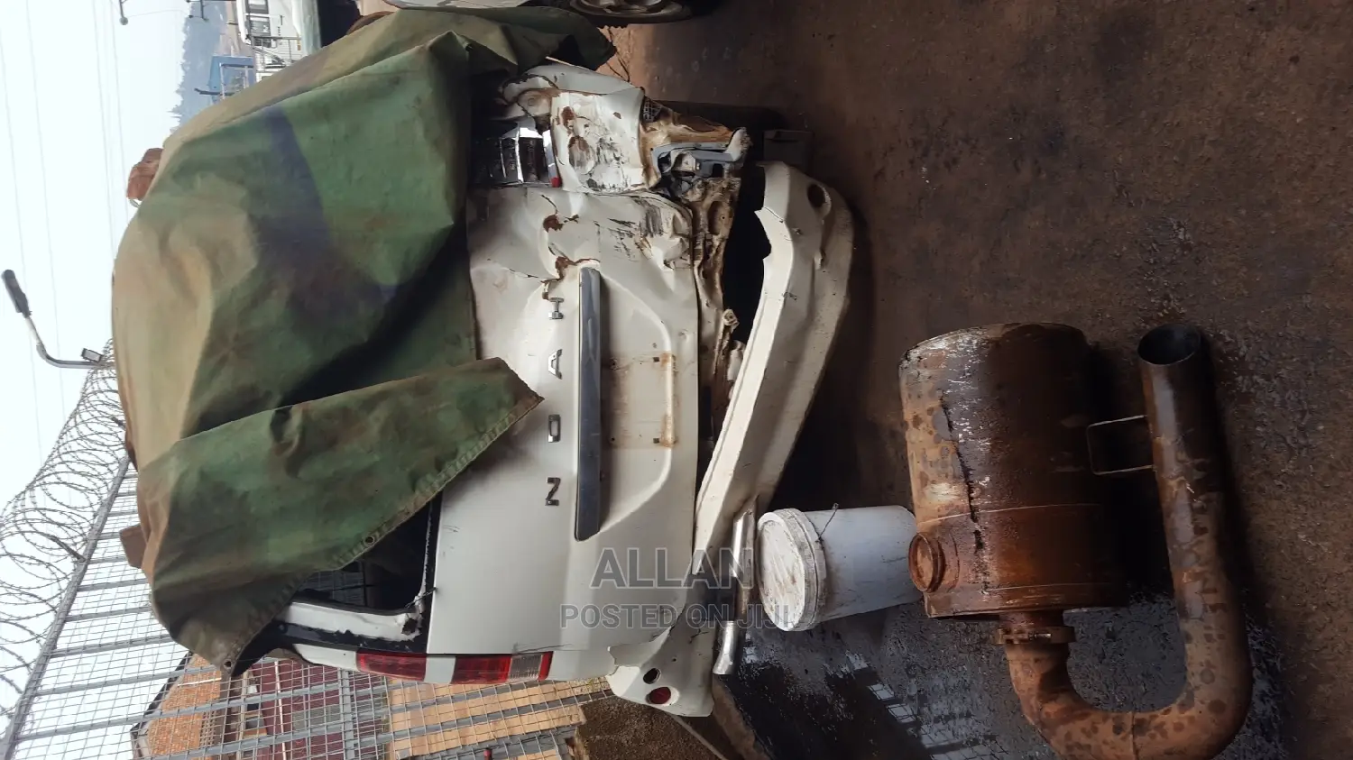 We Buy Salvages/Accident Cars