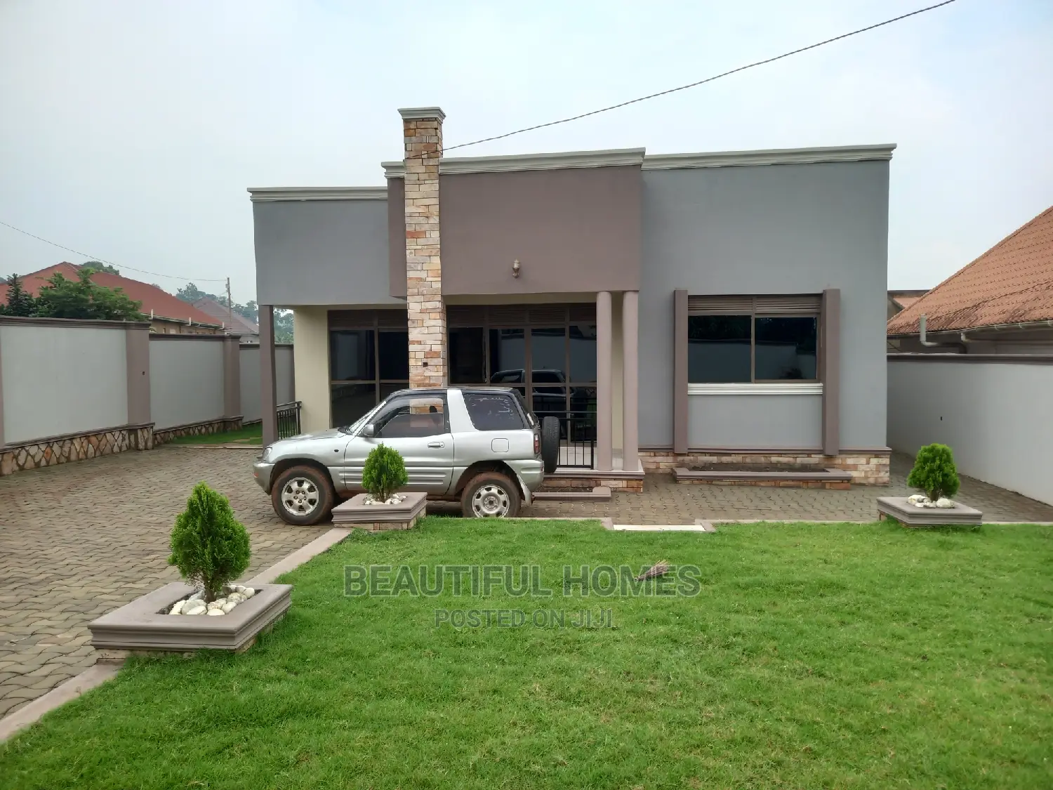 Furnished 4bdrm House in Kira for Sale