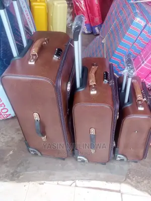 Traveling Bag.(Suitcase).