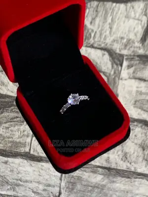 Engagement Rings Available at a Good and Affordable Price
