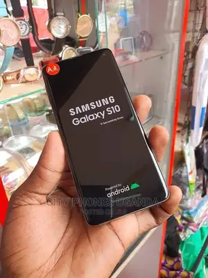 Photo - Samsung Galaxy S10 128 GB Black
