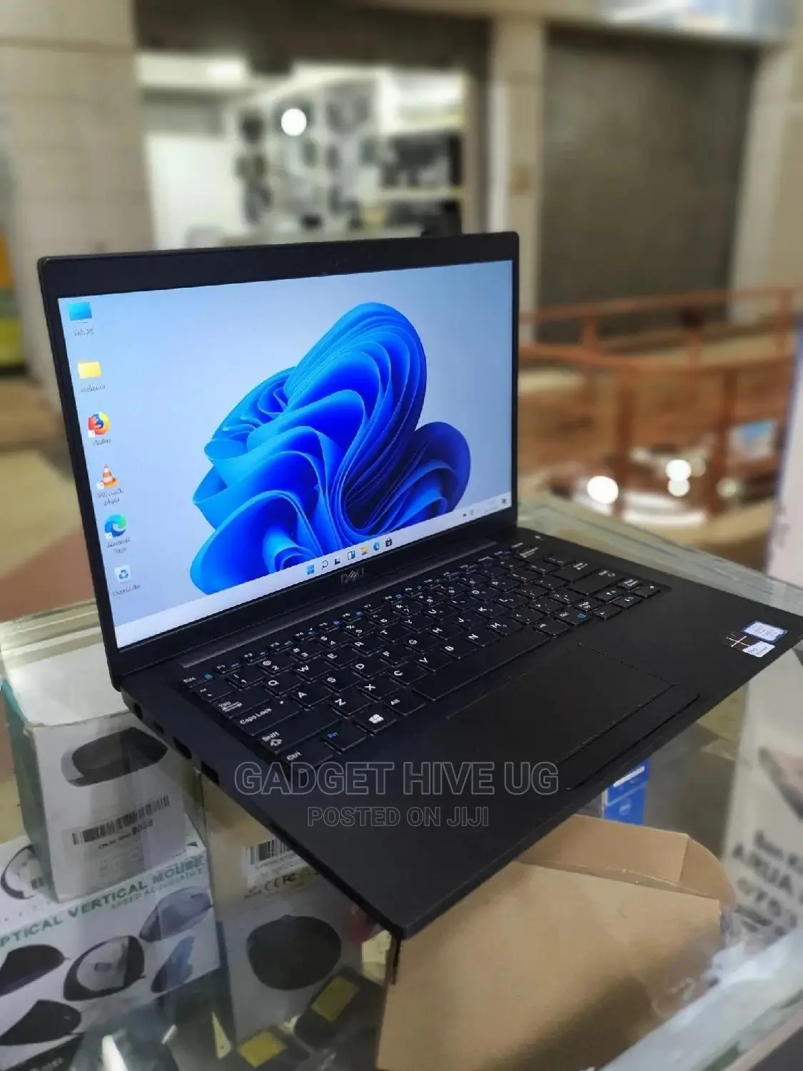 Laptop Dell Latitude 7390 8GB Intel Core I5 SSD 256GB