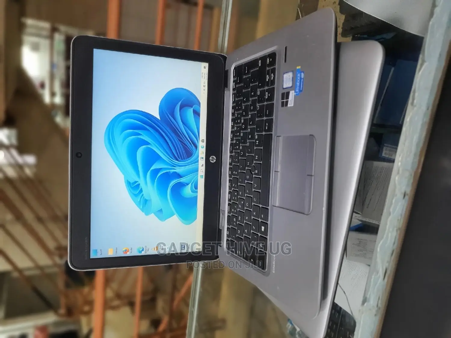 Laptop HP EliteBook 820 G4 8GB Intel Core I5 SSD 256GB