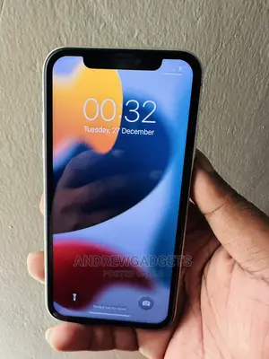 Apple iPhone 11 128 GB Silver