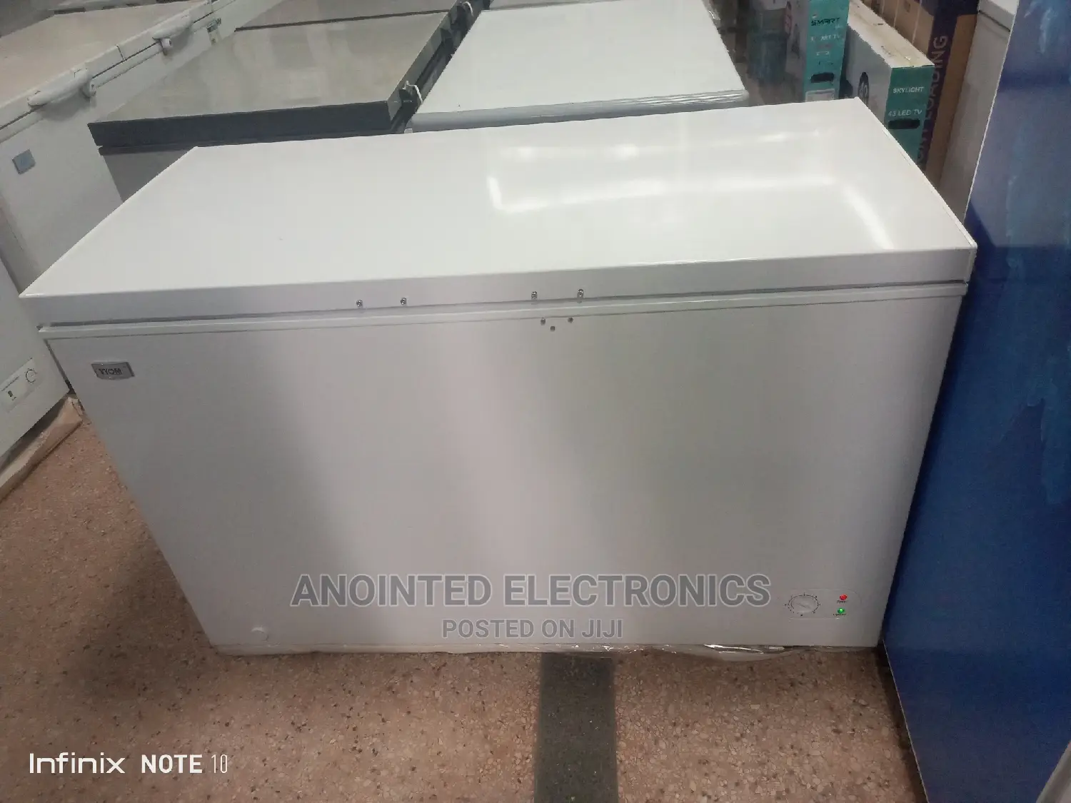 Vyom Deep Freezer 400L