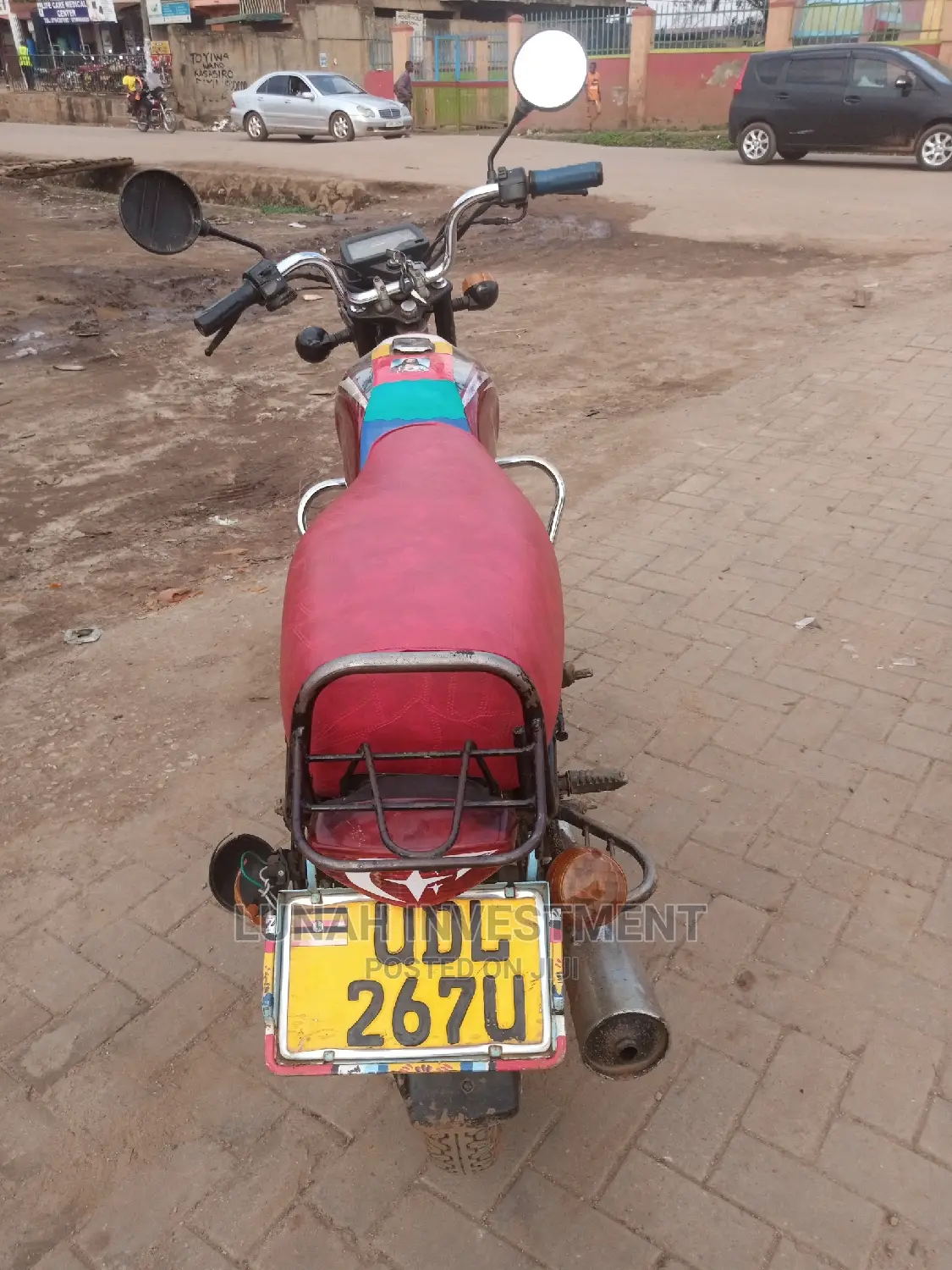 New Bajaj Avenger 180 2018 Pink