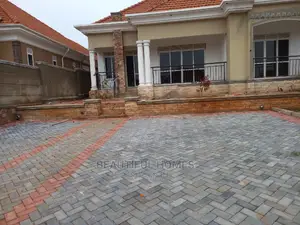 Furnished 4bdrm Bungalow in Kira for Sale