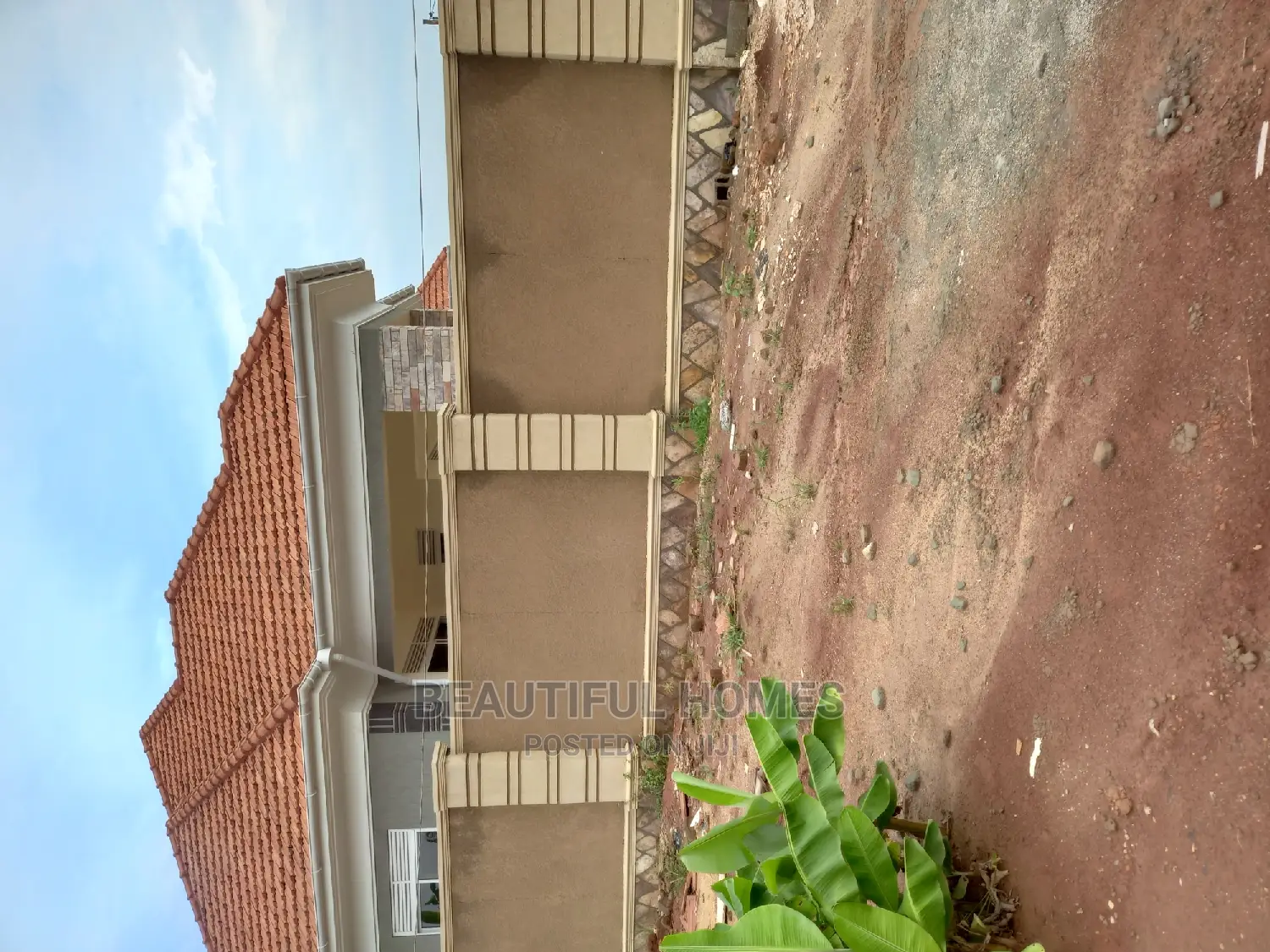 Furnished 4bdrm Bungalow in Kira for Sale