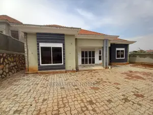 Furnished 4bdrm House in Kira for Sale