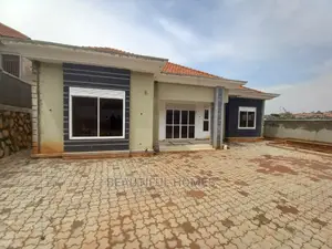 Furnished 4bdrm House in Kira for Sale