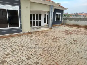 Furnished 4bdrm House in Kira for Sale