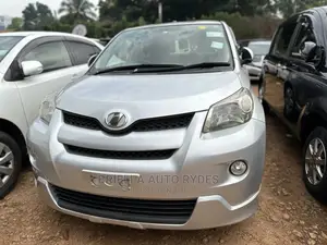 Toyota IST 2008 Silver