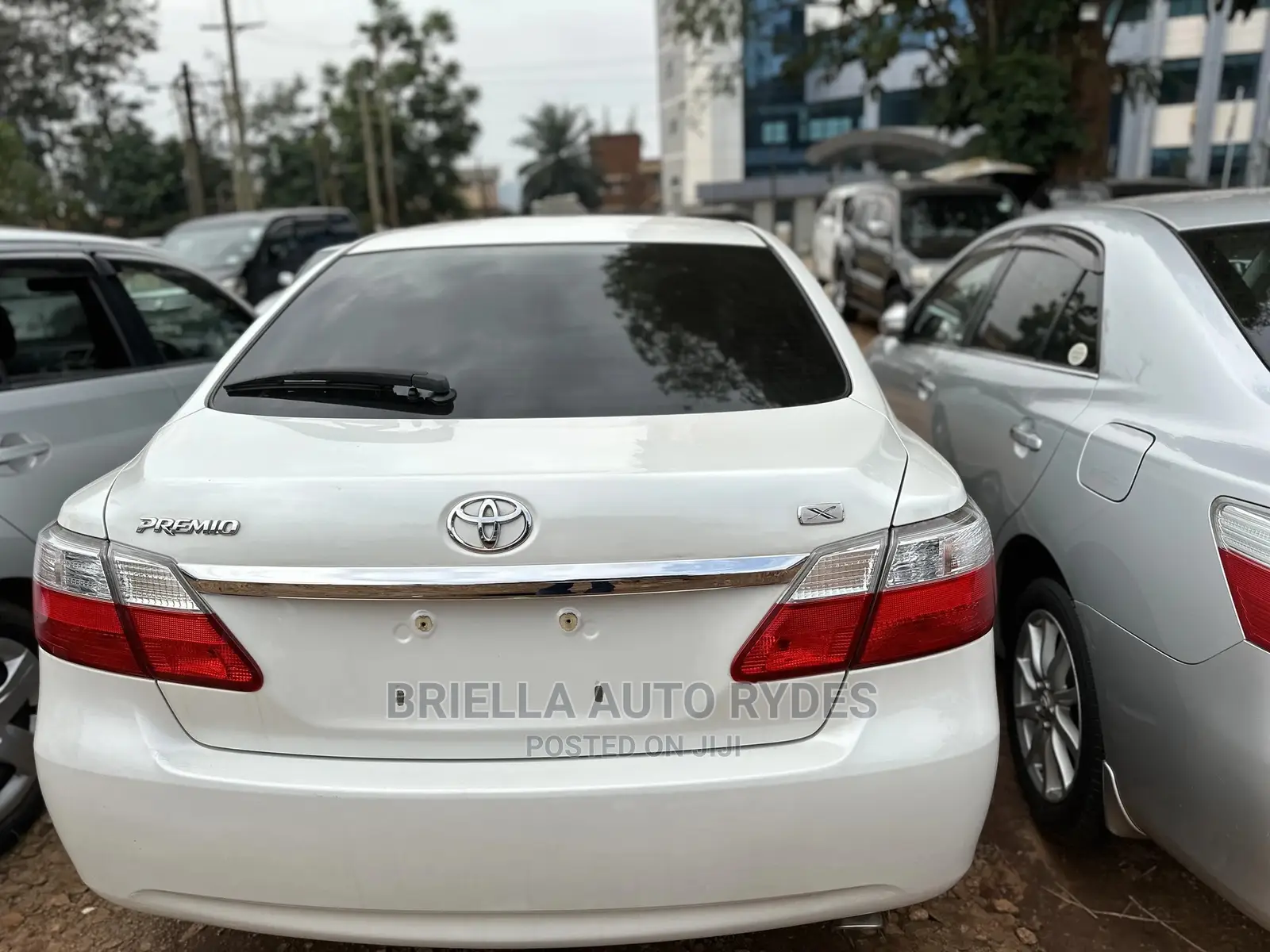 Toyota Premio 2009 White