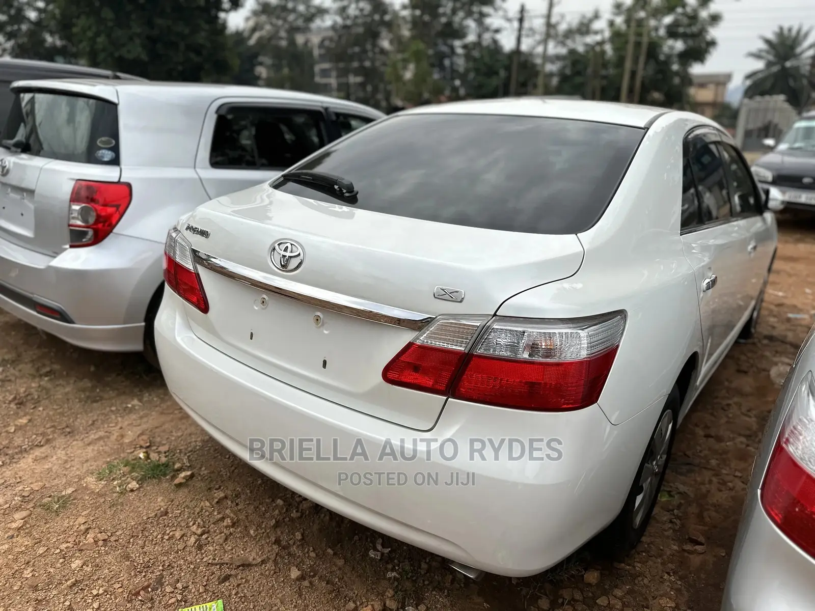 Toyota Premio 2009 White