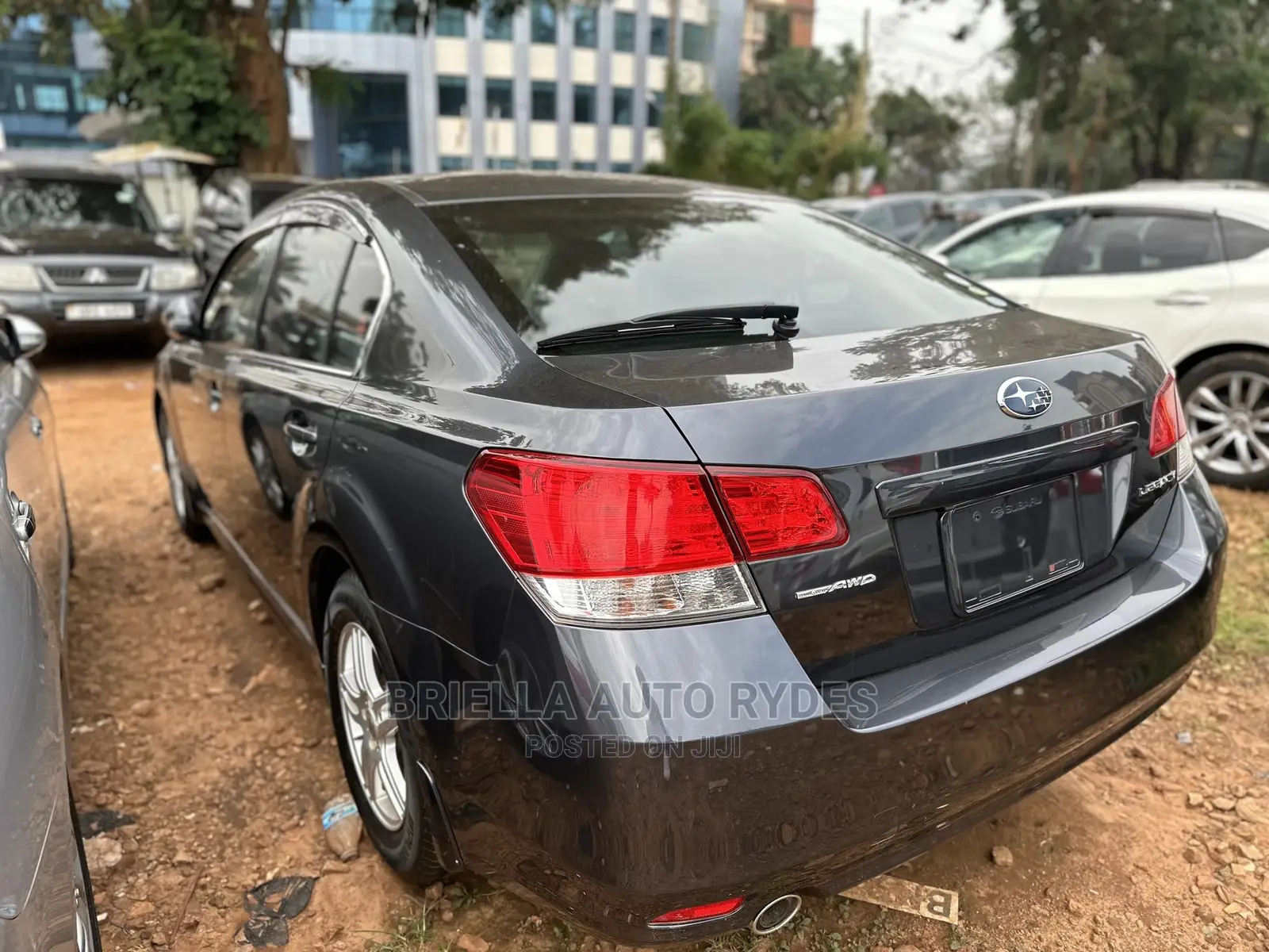 Subaru Legacy 2013 Silver