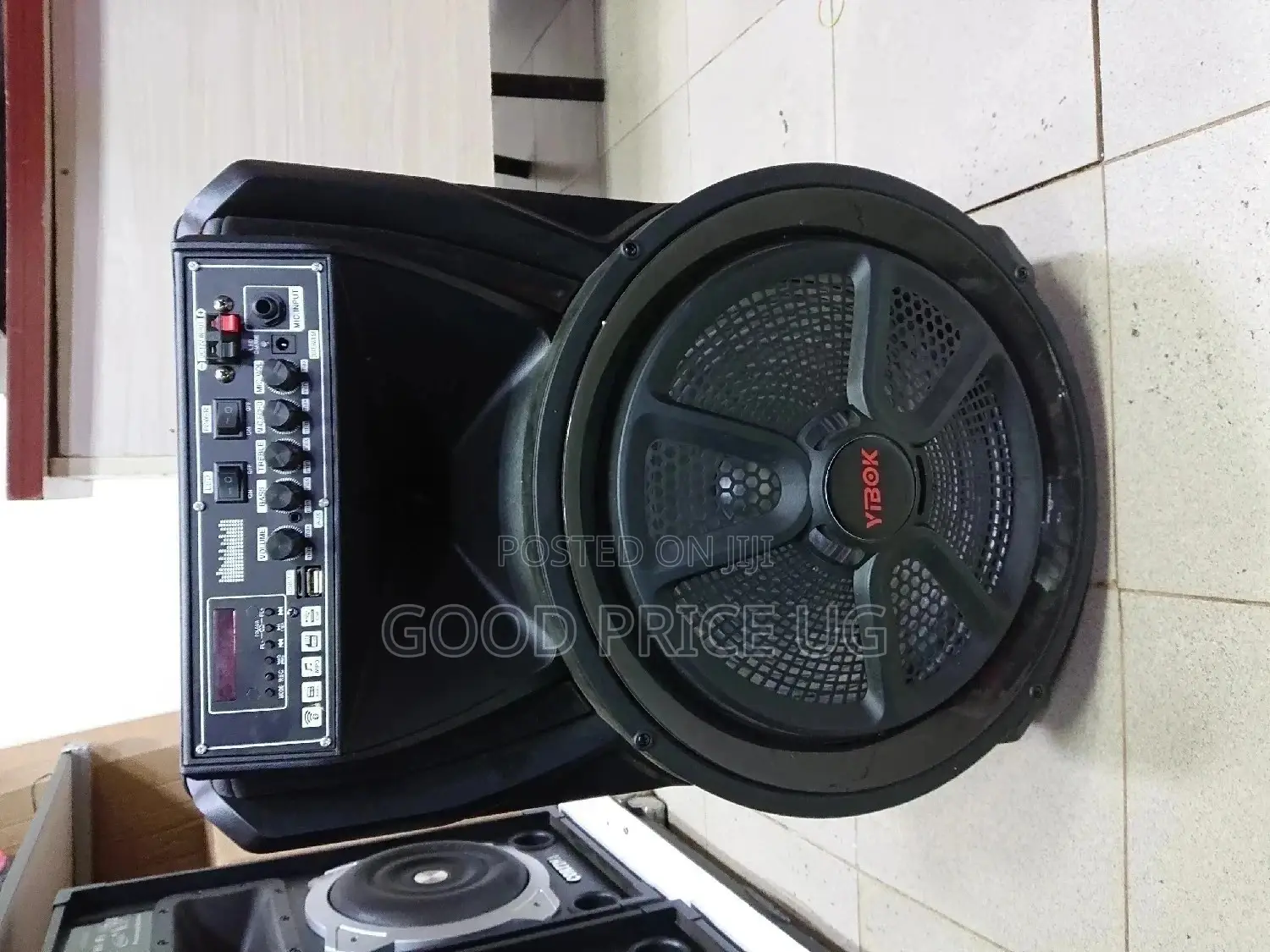 Cortina Music Box Speaker