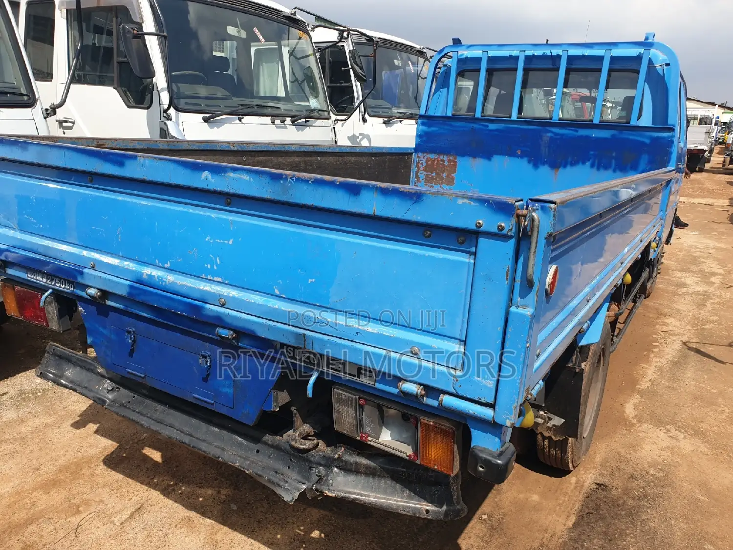 Isuzu Truck Double Cabin