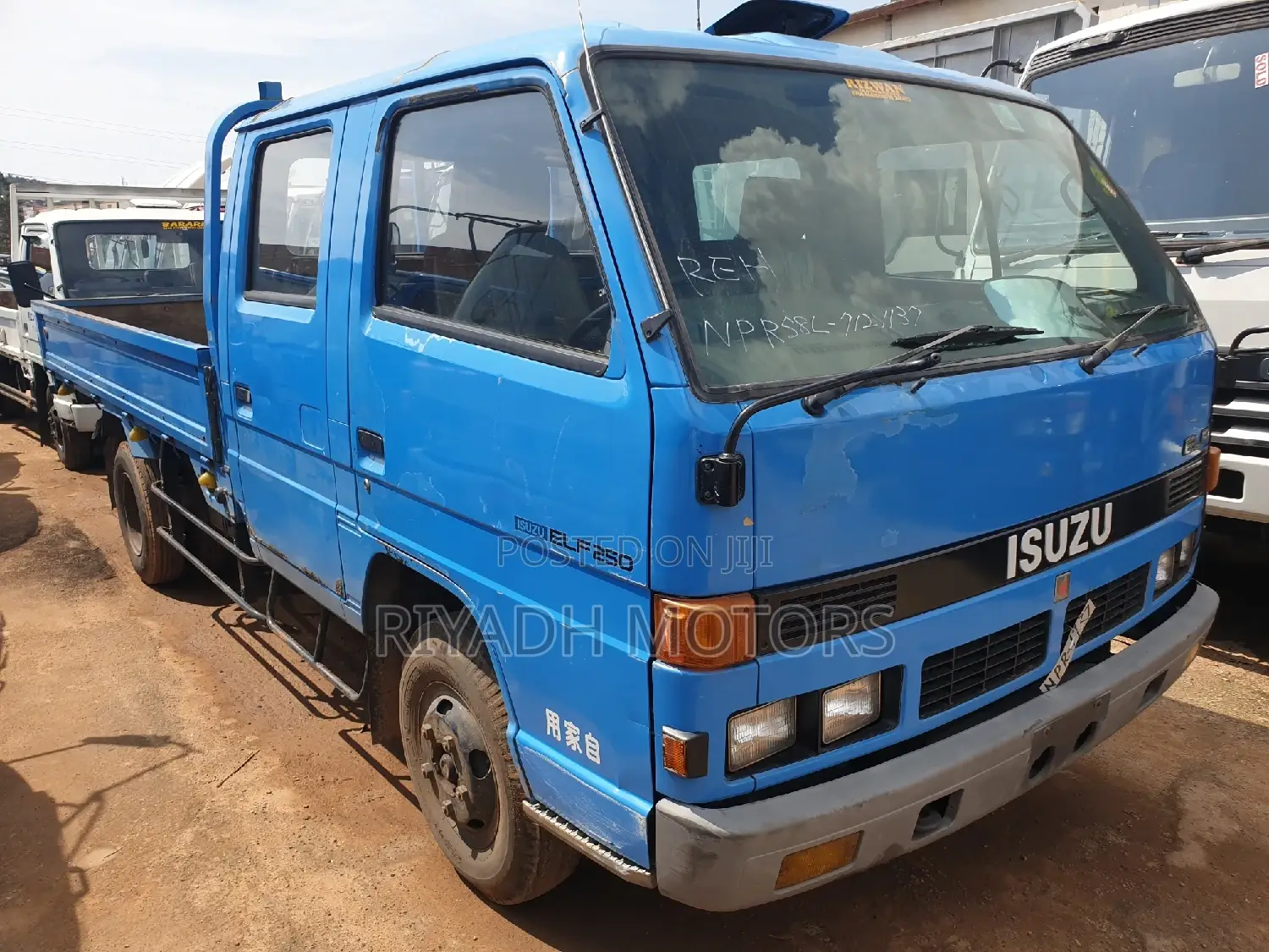 Isuzu Truck Double Cabin