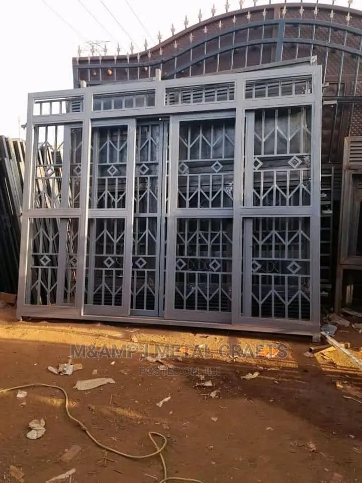 Sliding Door