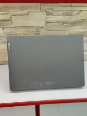 New Laptop Lenovo Ideapad V14 IGL 8GB AMD Ryzen SSD 256GB