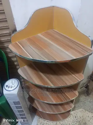 Corner Stand