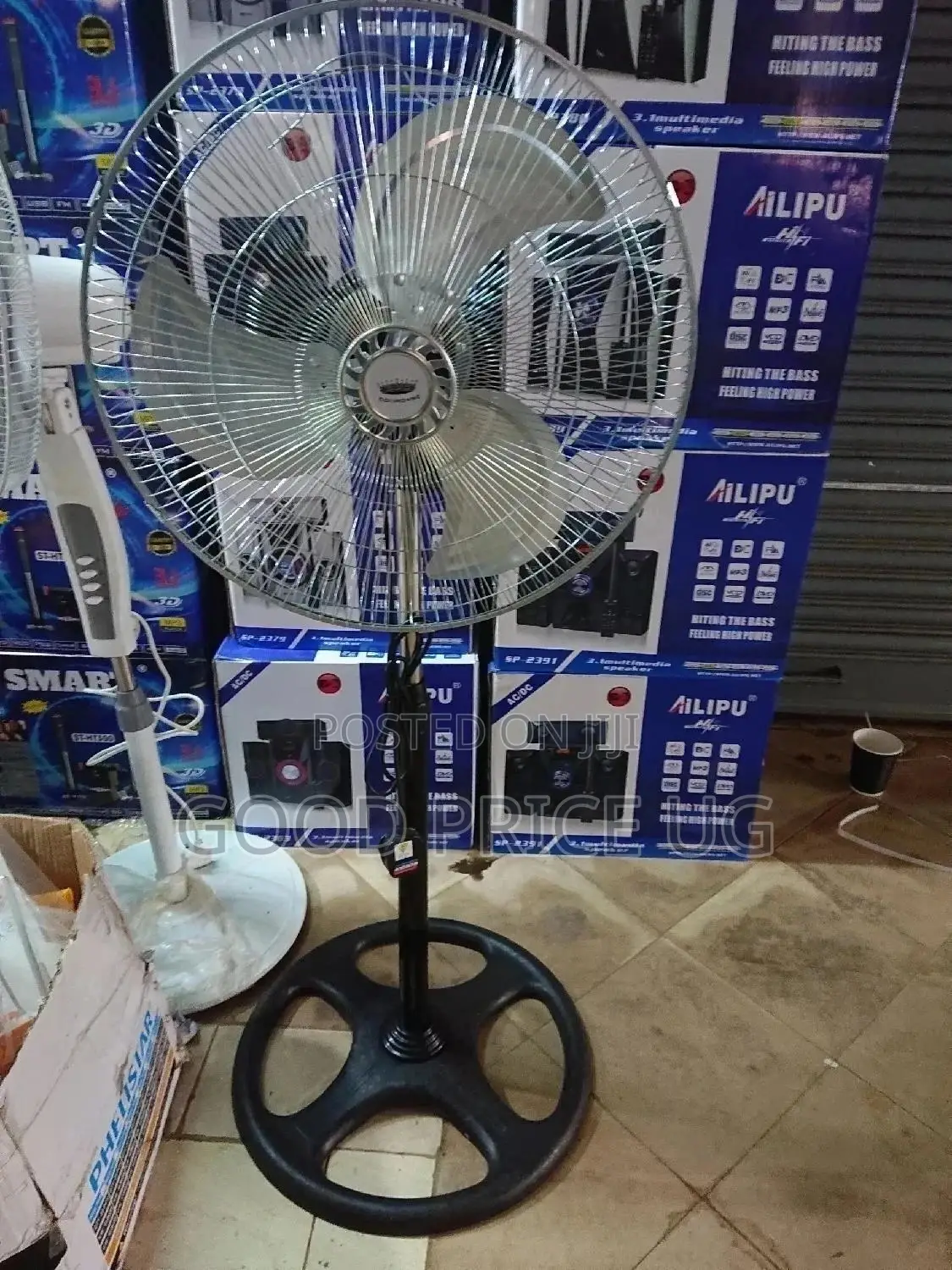 18 Inches Stand Fan