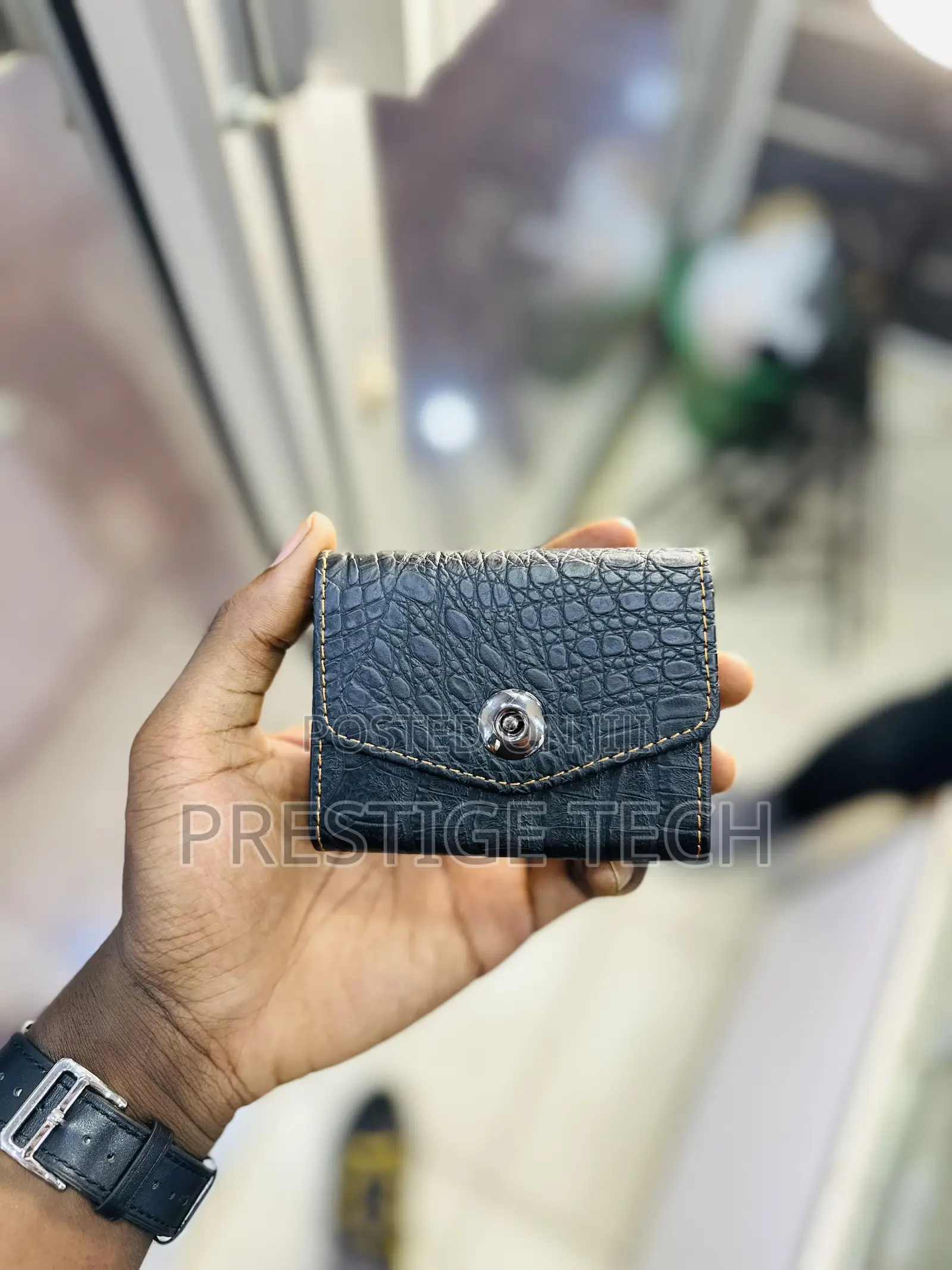 Smart Wallet With Ejectable Card Holder