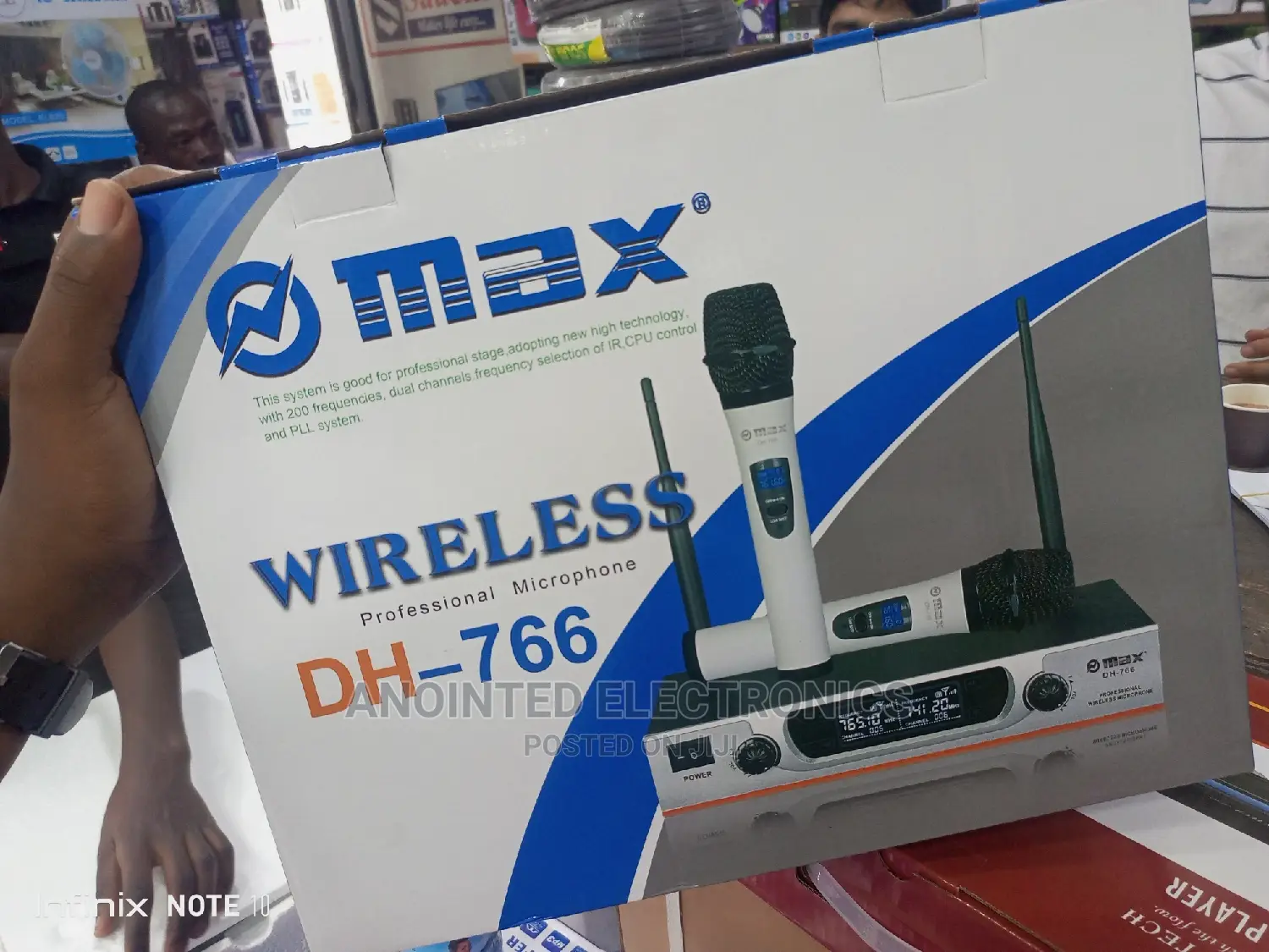 Max Wireless Microphone