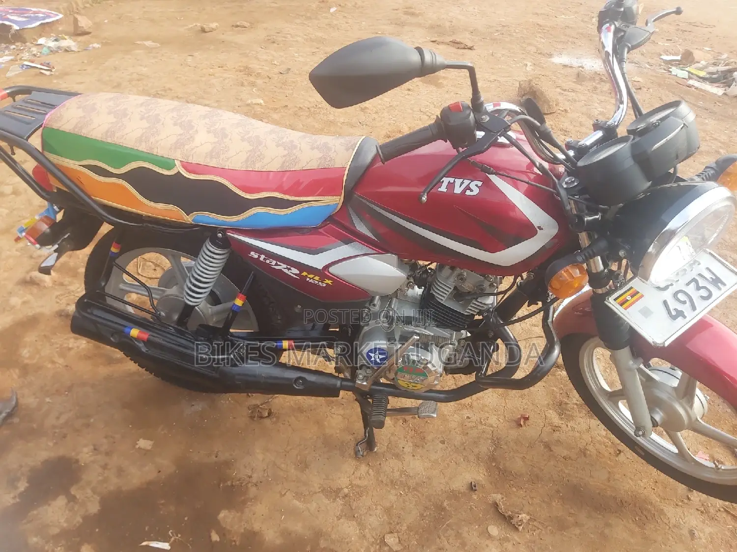 New TVS HLX 125 2022 Red