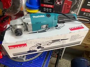 Makita Grinder Heavy Duty