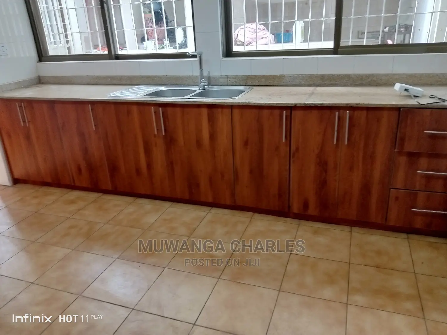 5bdrm Duplex in Fs Properties Ltd, Central Division for Rent