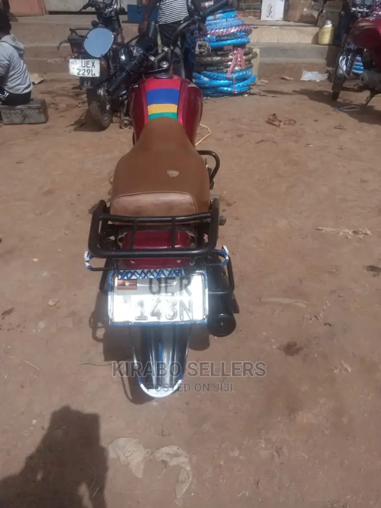 Yamaha Crux 2019 Red