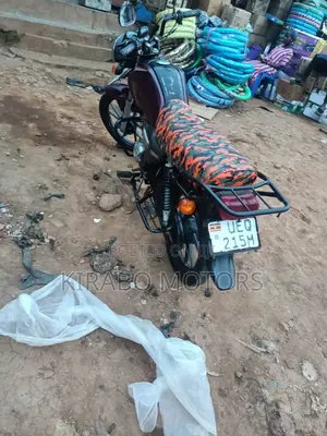 Yamaha Crux 2019 Black
