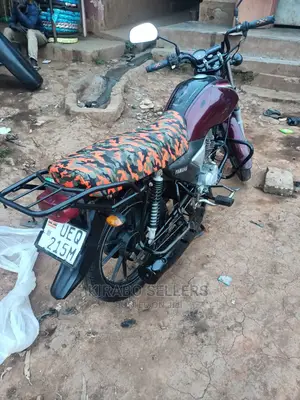 Yamaha Crux 2019 Black