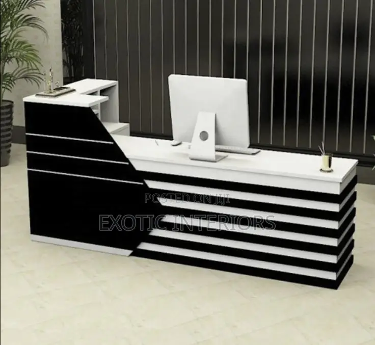 Reception Desk Call for Order