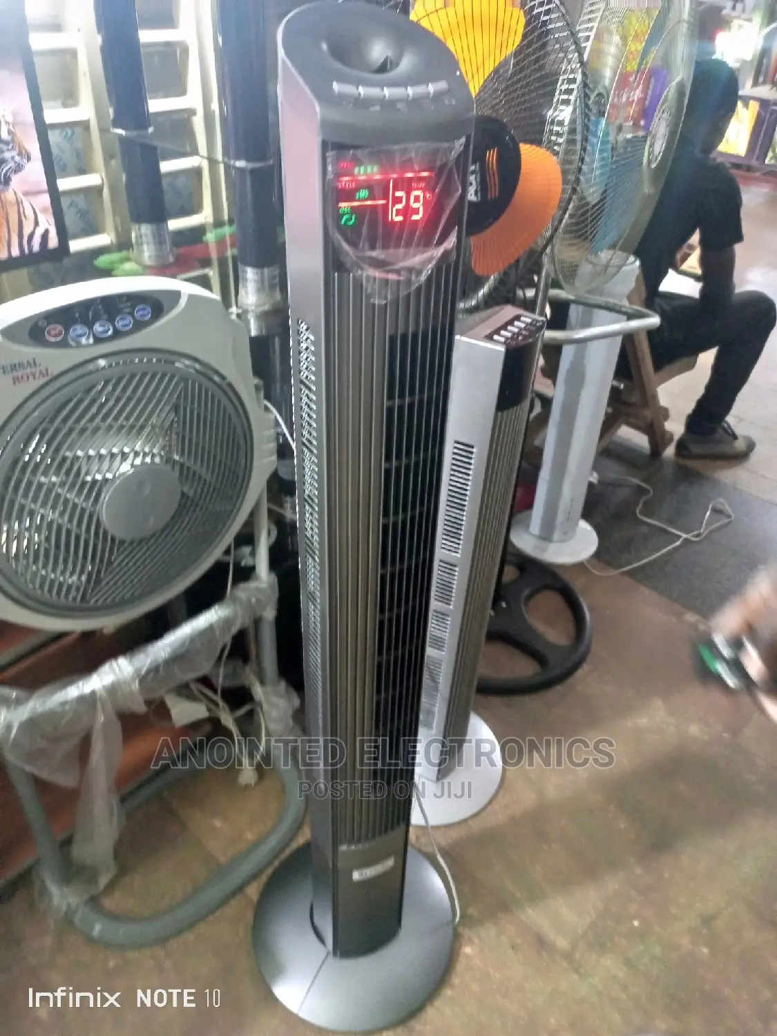 Smile Tower Fan 46"