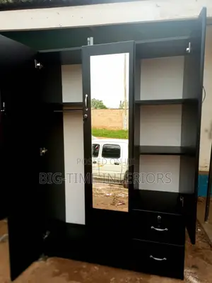 Triple Door Wardrobe 4*6feet Black