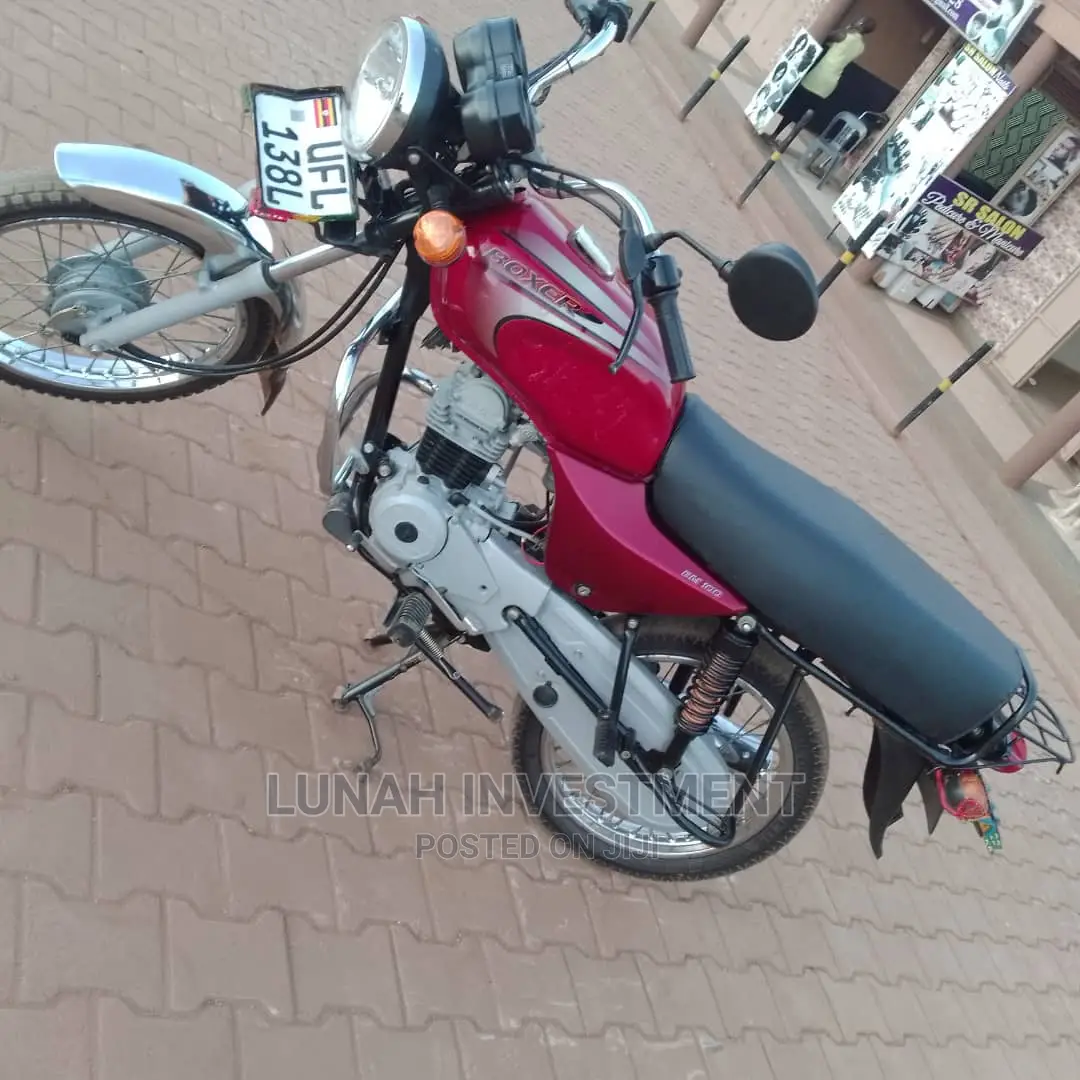 New Bajaj Boxer 2022 Brown