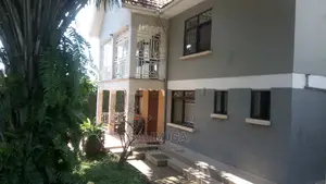 Furnished 4bdrm Duplex in Kololo Property, Central Division for Rent