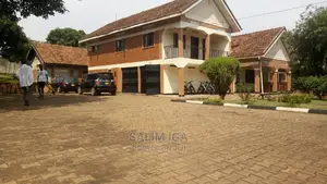 5bdrm Duplex in Kololo Property, Central Division for Rent