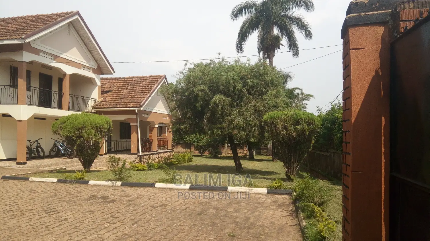 5bdrm Duplex in Kololo Property, Central Division for Rent