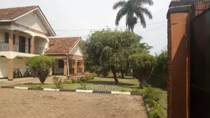5bdrm Duplex in Kololo Property, Central Division for Rent