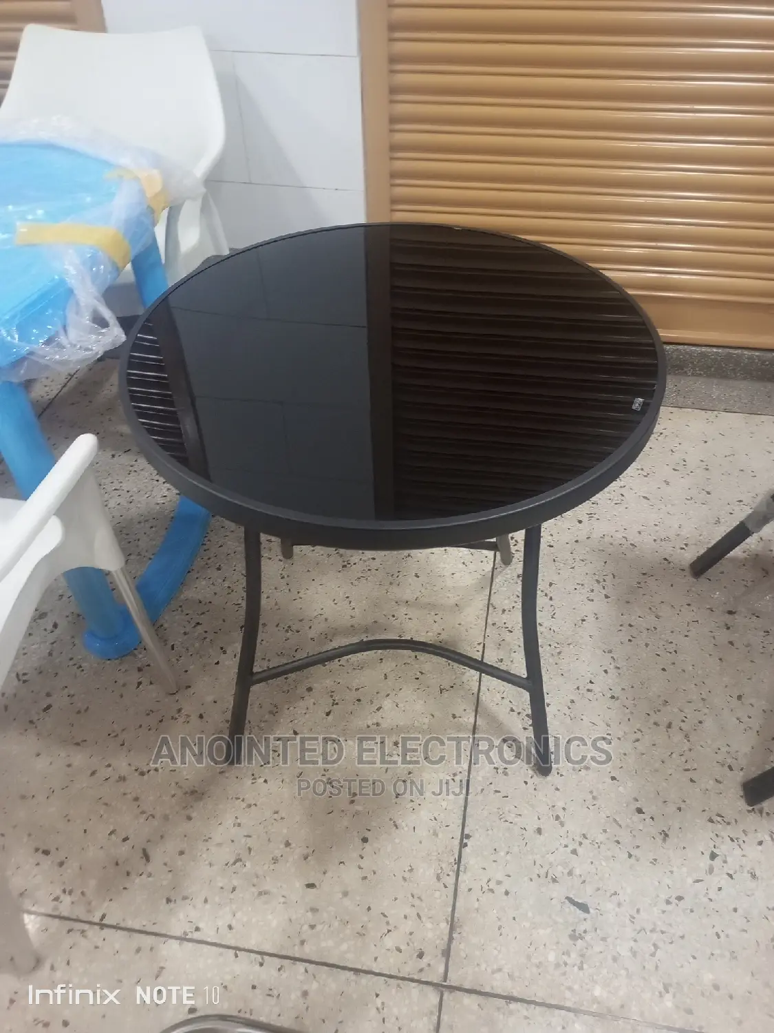 Round Foldable Table