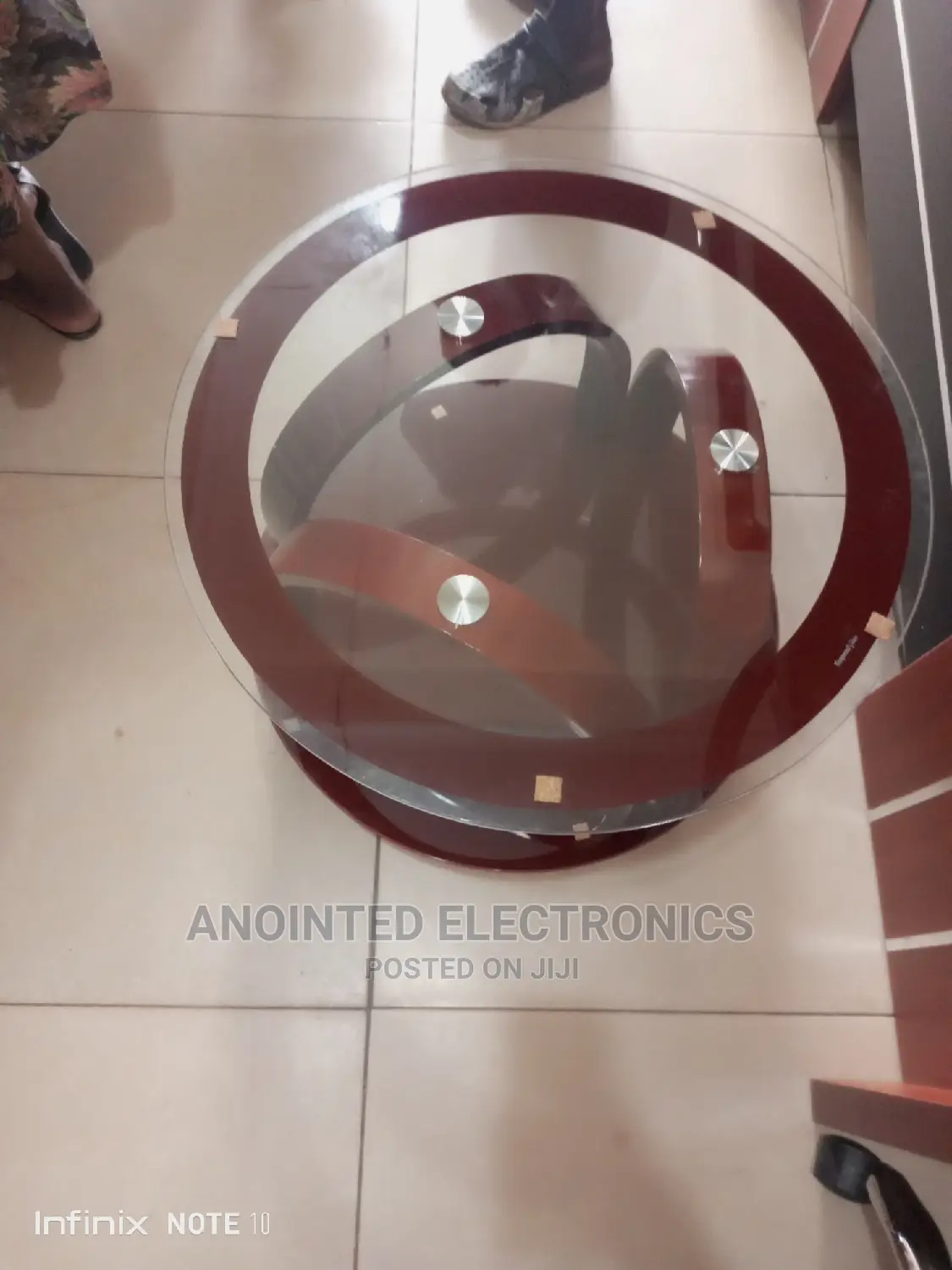 Executive Round Glass Tables