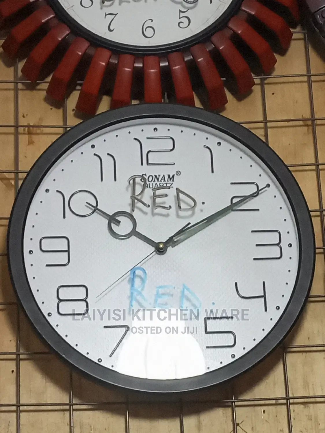 Original Unique and Simple Home or Office Simple Clock