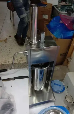Manual Saucege Filler Machine