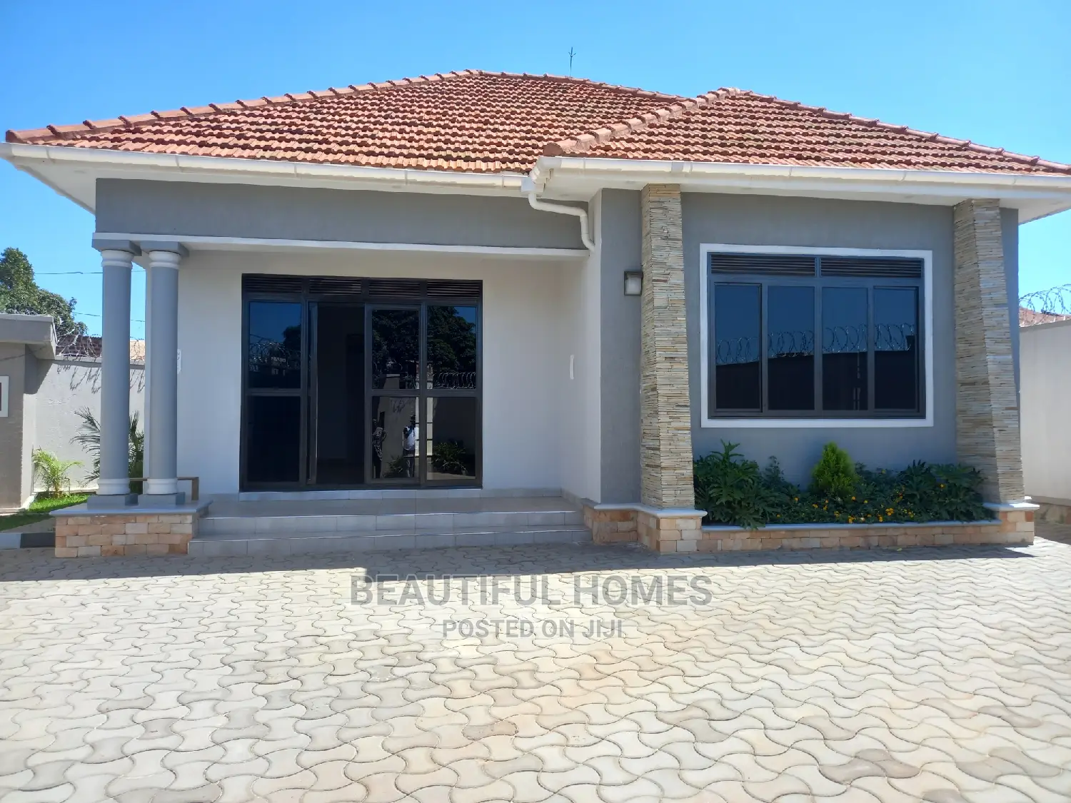 Furnished 4bdrm Bungalow in Kyanja, Central Division for Sale
